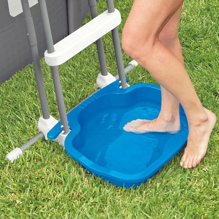 INTEX Fußbad – Sauberer Poolzugang für mehr Wasserhygiene